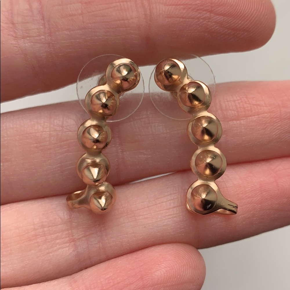 Kendra Scott ear climbers